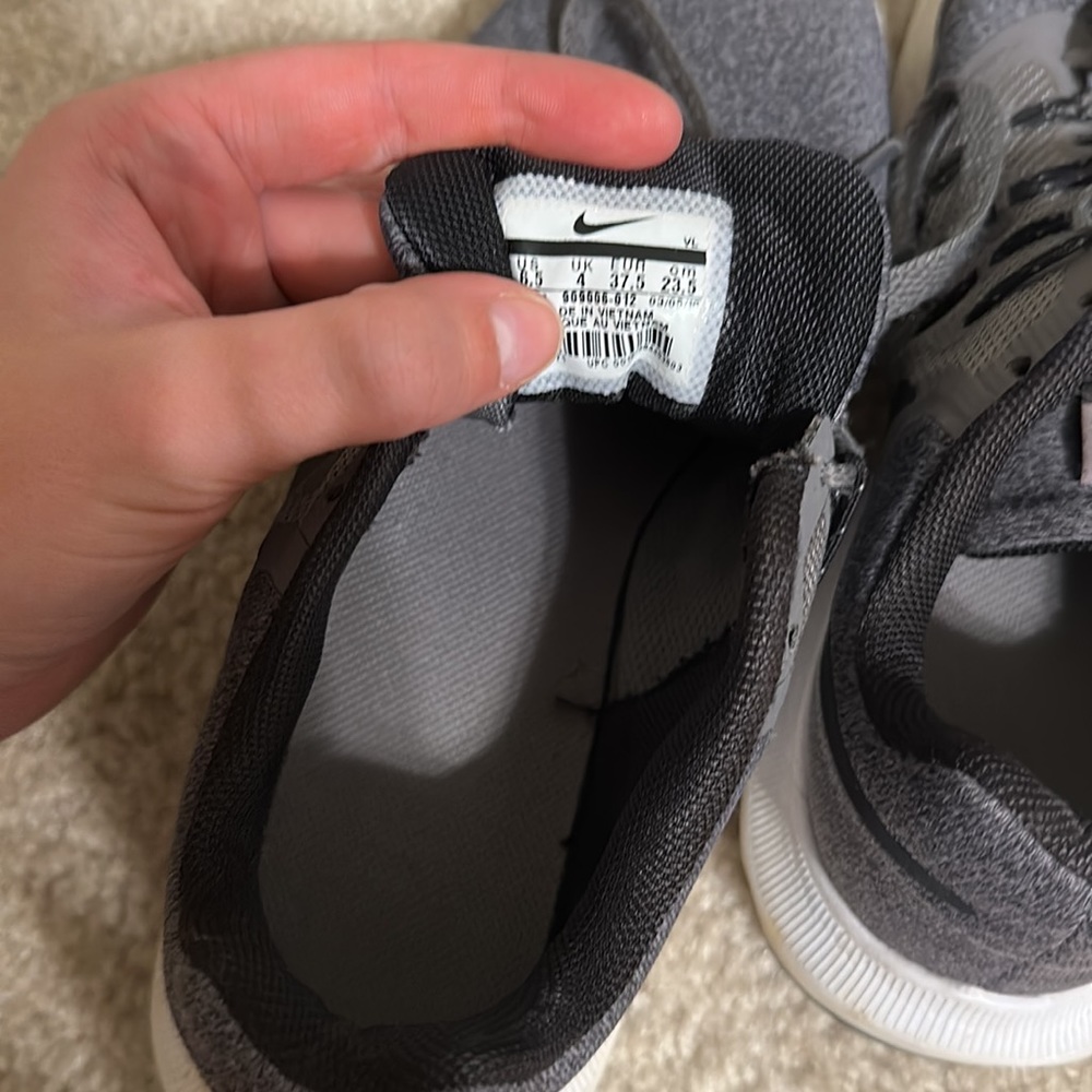 NIKE RUN SWIFT RUNNING SHOES - Picture 6 of 6